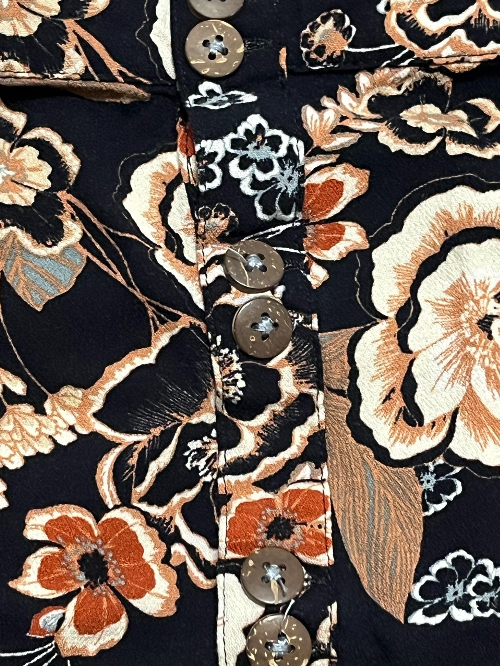 Cute Shyanne Large Floral Western Button Skirt Slip On Casual Comfortable Midi - Picture 3 of 7